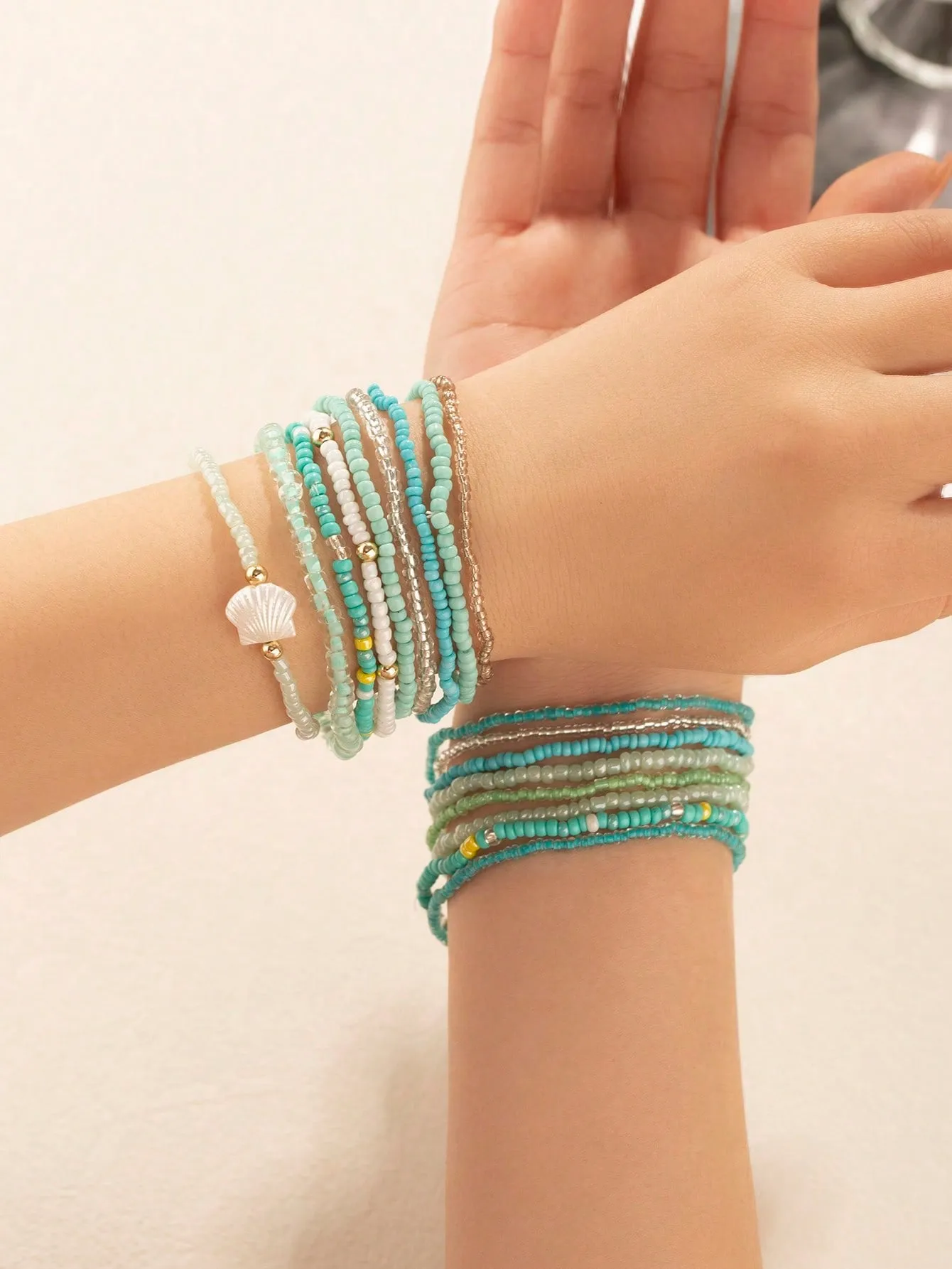 18pcs Women Bohemian Style Glass Bead & Seed Bead Stackable Colorful Bracelets