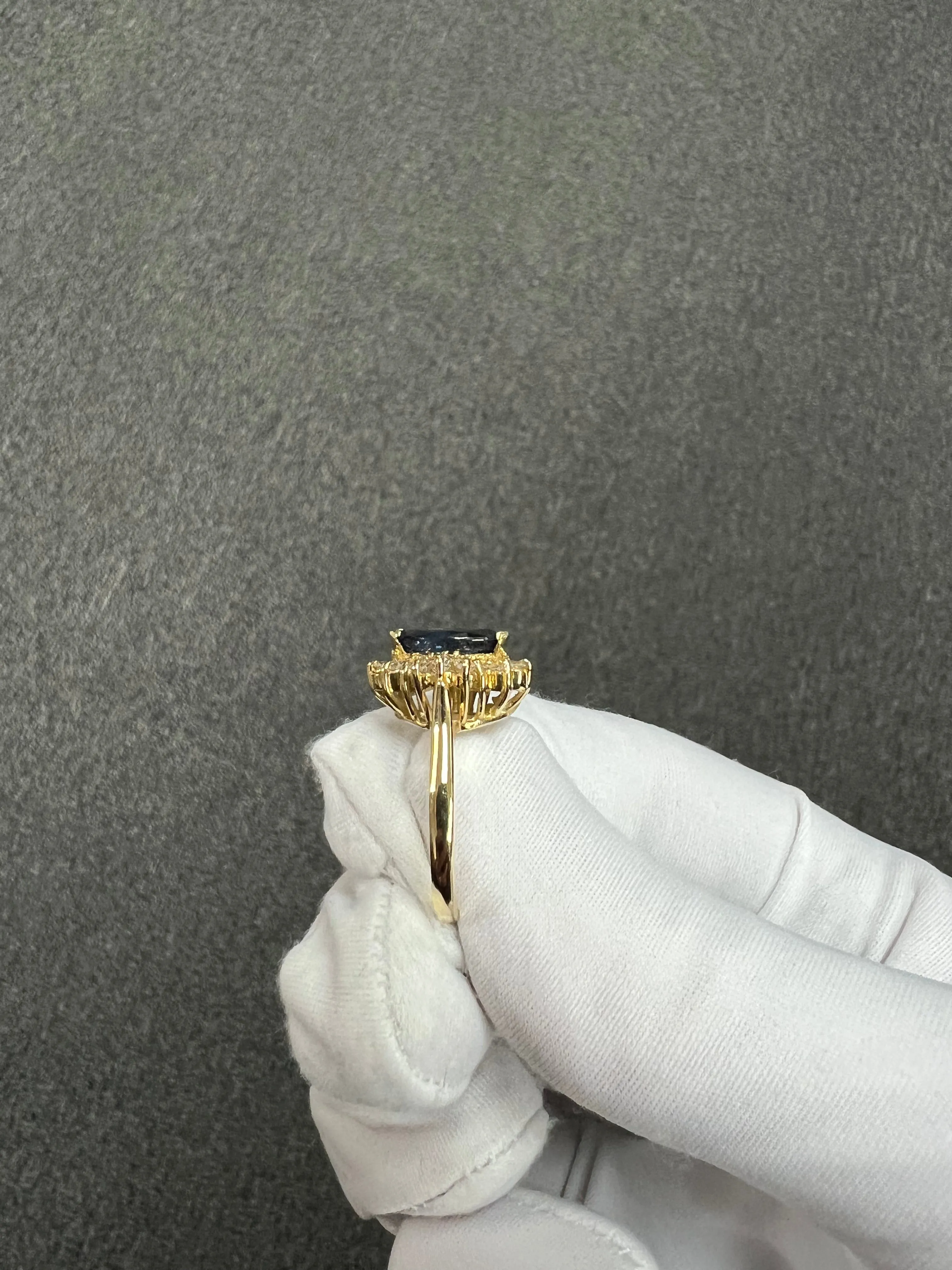 1980s Marquis Sapphire Diamond 14k Yellow Gold Cluster Ring
