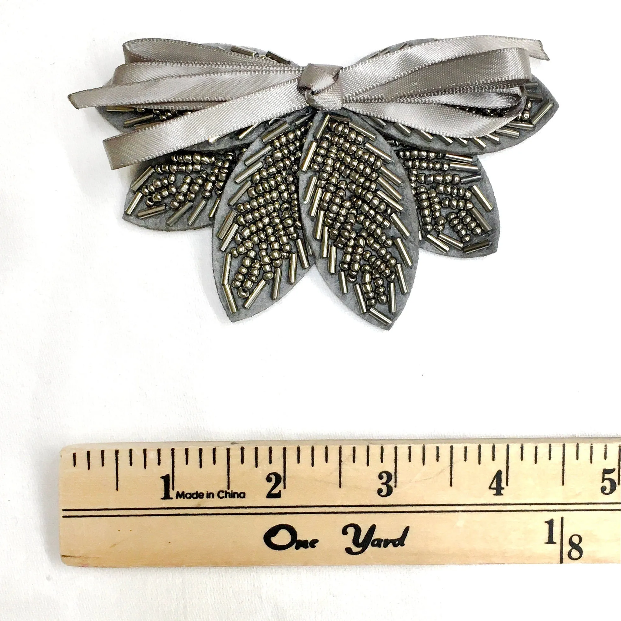 3 COLORS / Sew On Beaded Flower Leaves Floral Patch Applique Accessories DIY