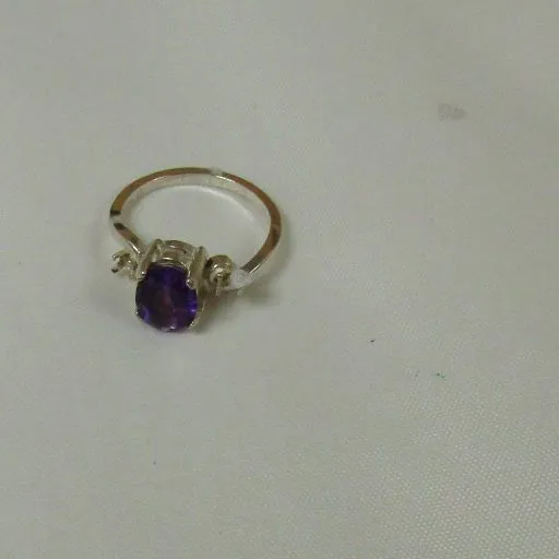 Amethyst Oval Cut Right Hand Ring Size 6 1/2