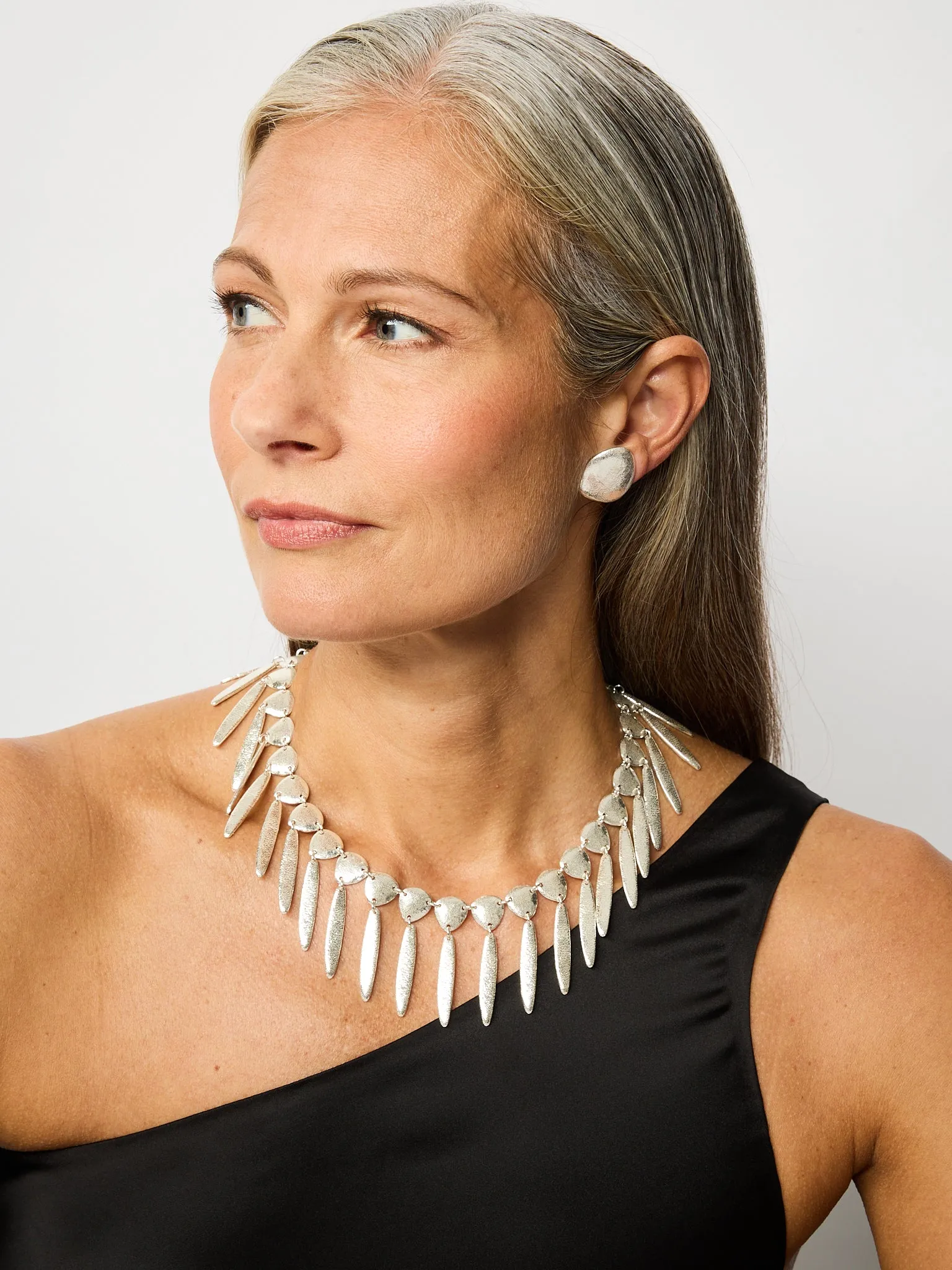 BEDROCK Flint Choker