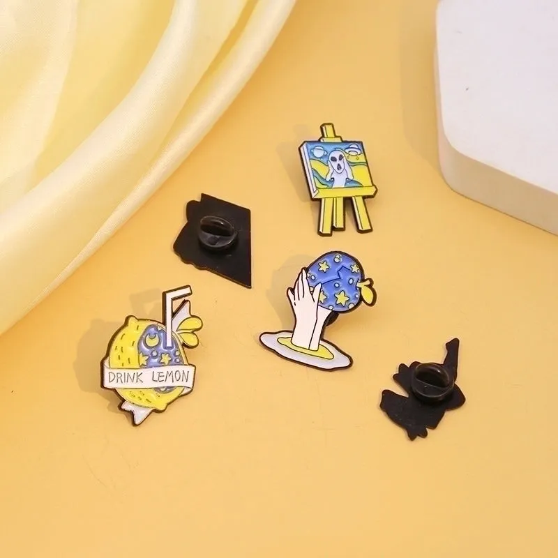 Cartoon Style Simple Style Pin Letter Starry Sky Shark Alloy Stoving Varnish Women'S Brooches