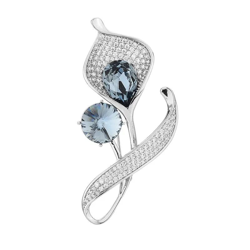 Fashion Simple Copper Inlaid Cubic Zirconia Flower Brooch
