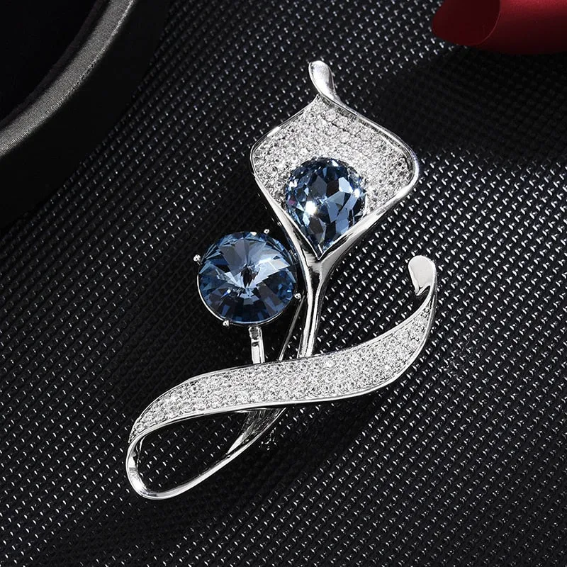 Fashion Simple Copper Inlaid Cubic Zirconia Flower Brooch