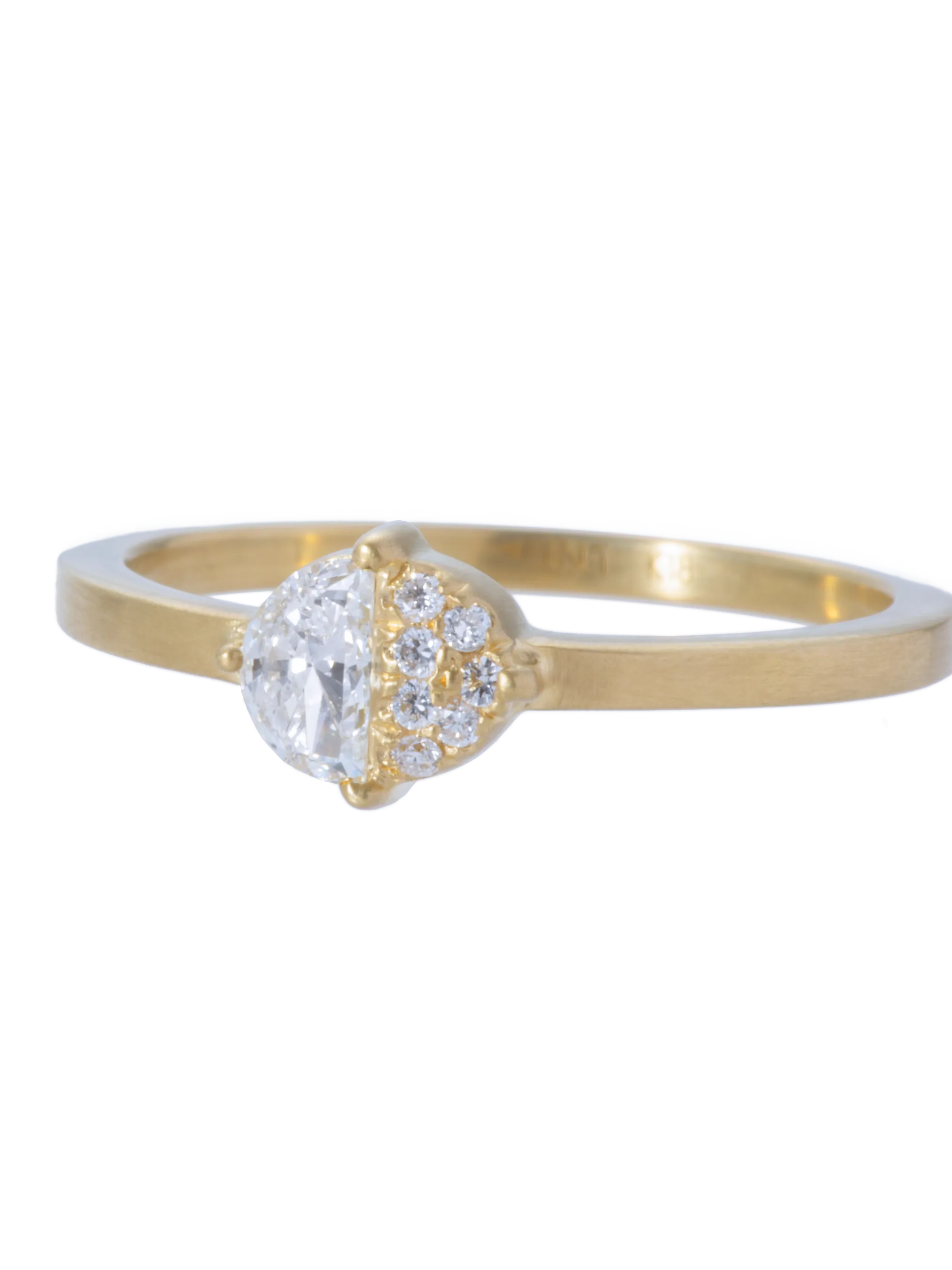 Full moon rich ring