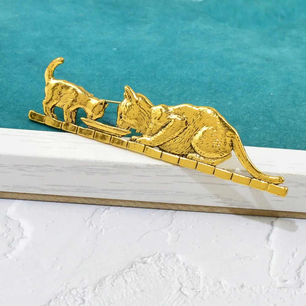 Mom And Kid Cat Brooch Vintage Cute Animal Pin Eating Food Kitty Jewelry