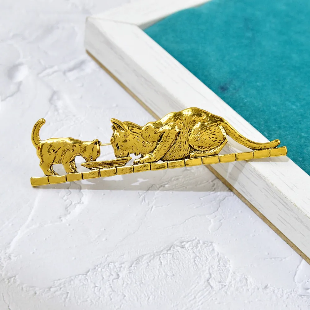 Mom And Kid Cat Brooch Vintage Cute Animal Pin Eating Food Kitty Jewelry