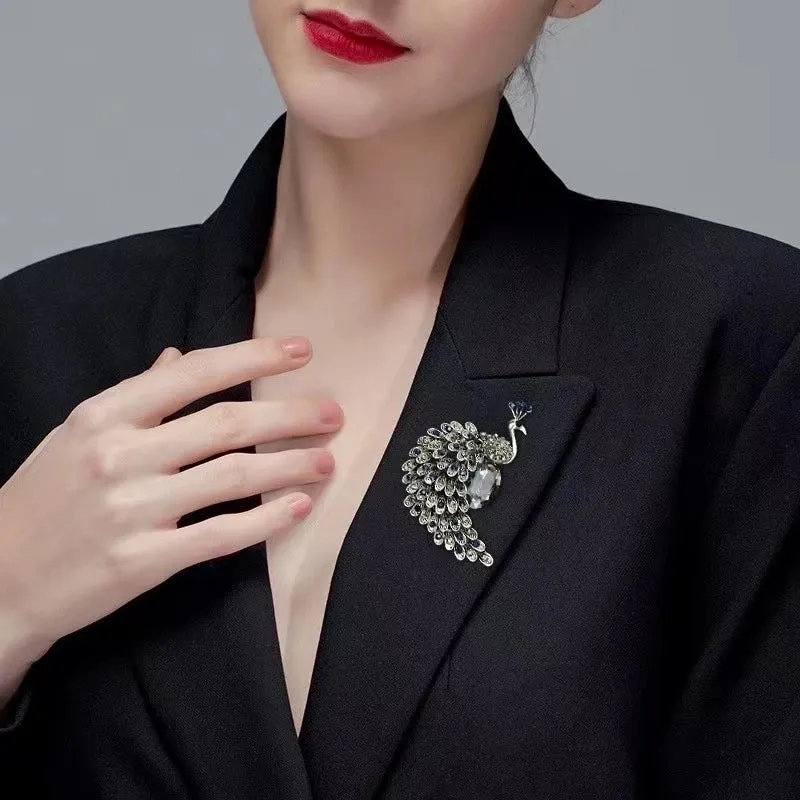 Retro Pin Peacock Alloy Inlay Artificial Gemstones Women'S Brooches
