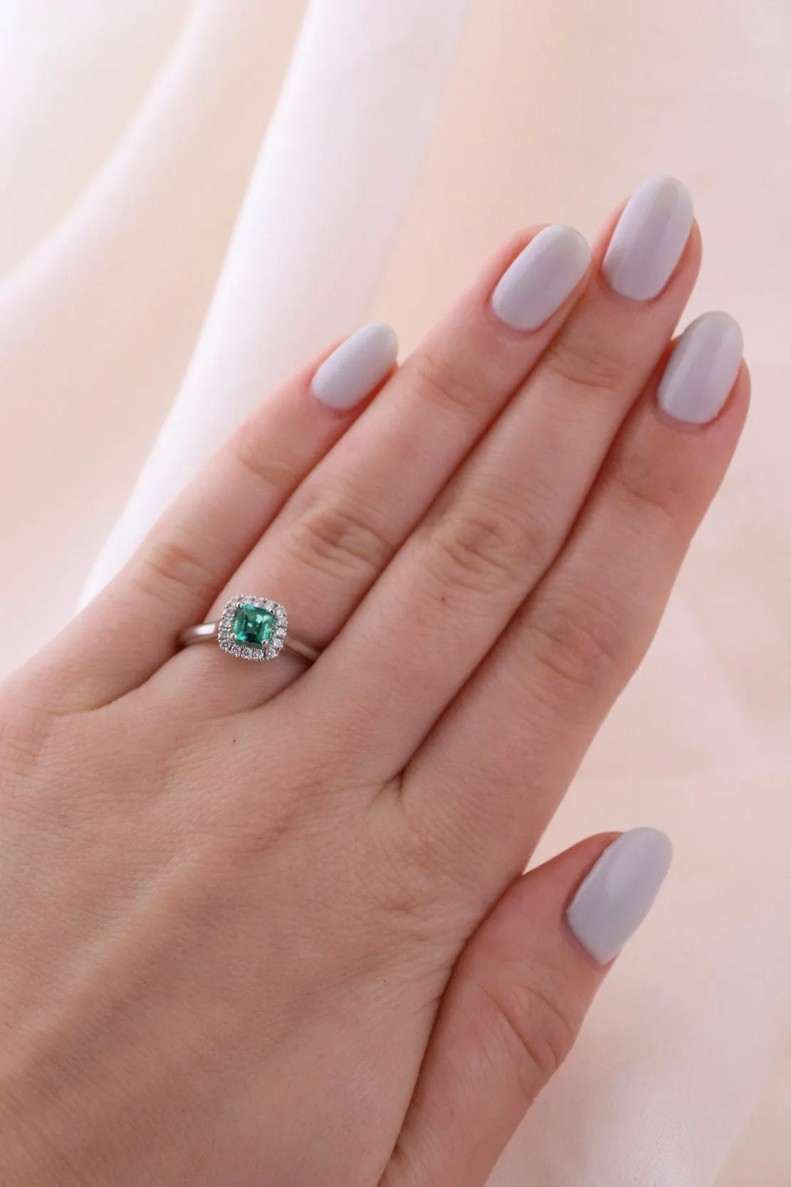 White Gold Emerald x Pave Diamond Ring