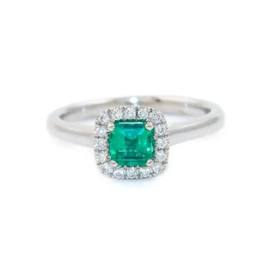 White Gold Emerald x Pave Diamond Ring